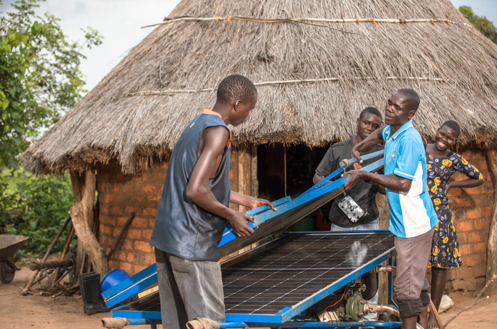 Documenting the people and possibilities behind renewable energy solutions.